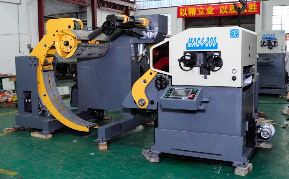 Stamping And Processing 3 In 1 Coil Straightener Feeder Decoiler , Servo Roll Feeder