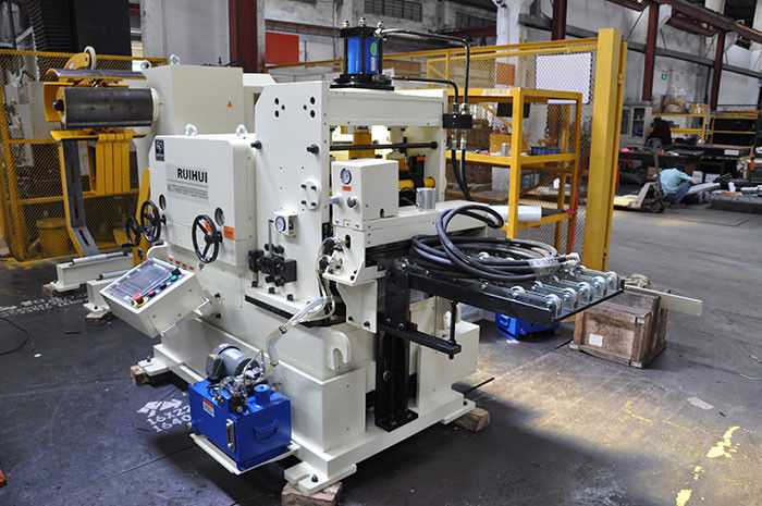 Mechanical NC Feeder Machine Two Color Mold Non Metal Processing Stamping Automation