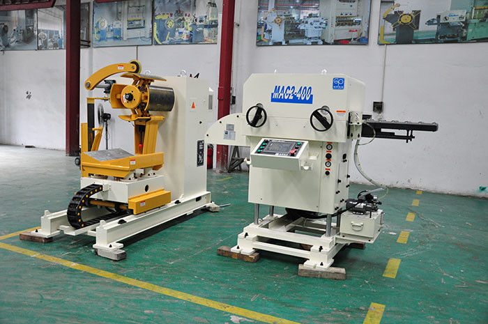 Hardware Steel Wire Mesh Stamping Decoiling And Straightening Machine 6 Axis CNC Robot